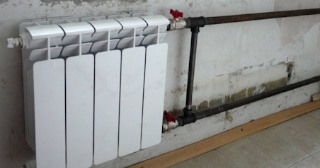 Установка биметаллических радиаторов отопления в квартире в Чистополе - от 2056 руб.